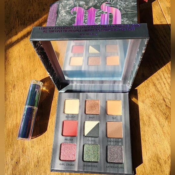 Urban Decay NIB Troublemaker Eyeshadow Mascara set - Picture 4 of 11